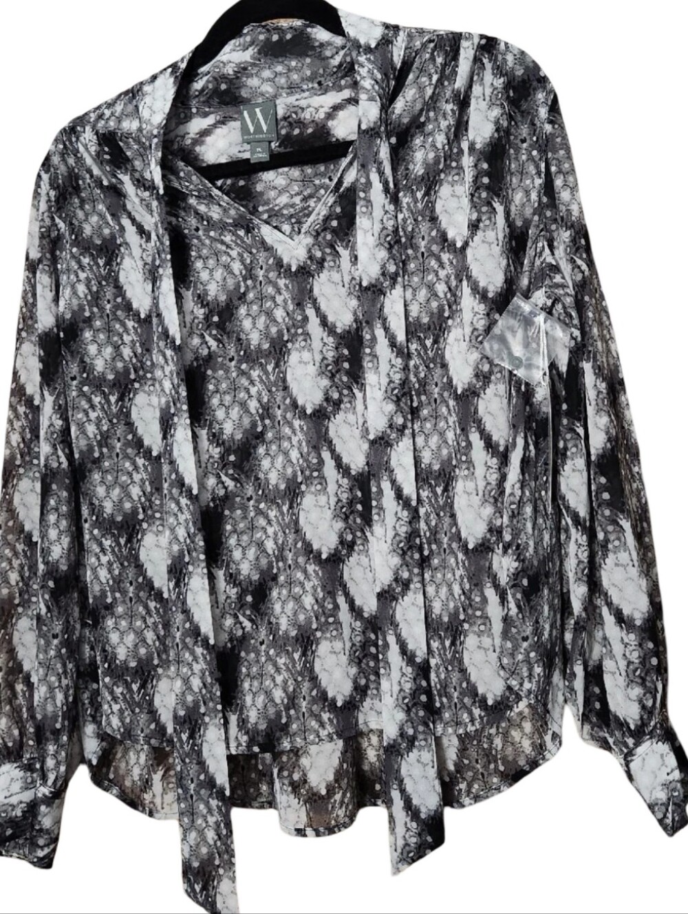 Worthington Womens Plus-Size Black and White Snake-Print Tie-Neck Blouse Size 0X - Picture 3 of 4
